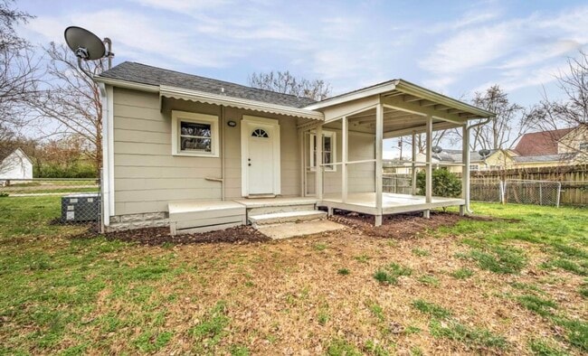 Building Photo - 3909 Whedbee Dr