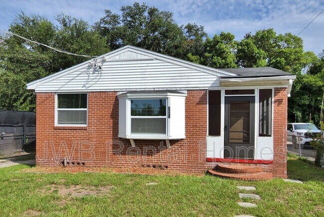 Foto del edificio - 329 Demper Dr