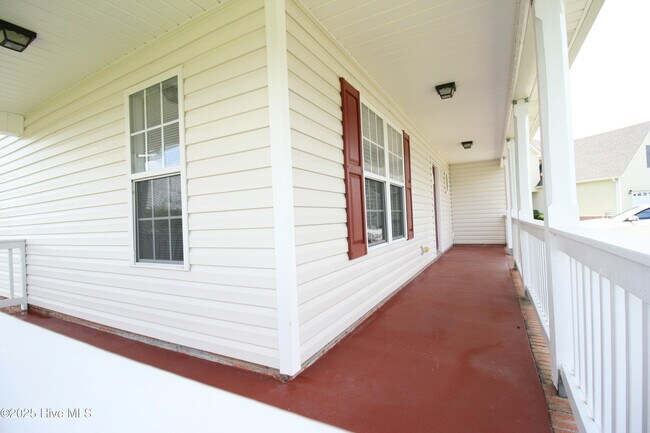Foto del edificio - 108 Chastain Dr