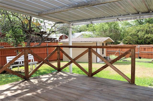 Building Photo - 2730 Hackberry Ln