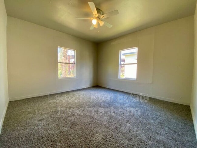 Building Photo - 545 Wyche St