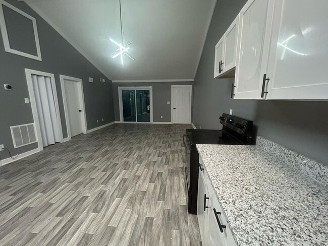 Building Photo - 4701 Flat Shoals Rd