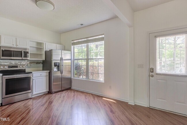 Foto del edificio - 306 Orchard Park Dr