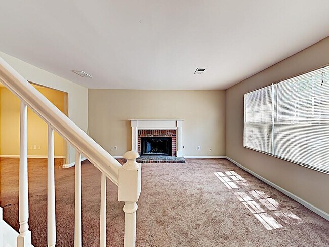 Building Photo - 10550 Ash Rill Dr