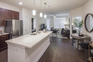 Building Photo - 6215 Britney Cir
