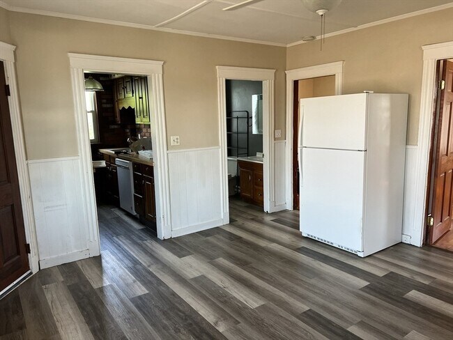 Foto del edificio - 179-181 Grove Street Unit 3