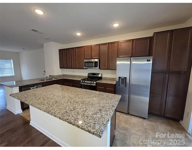 Foto del edificio - 7306 Sienna Heights Pl