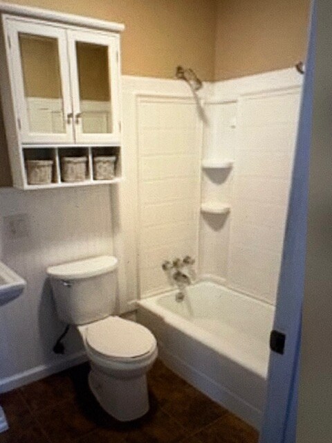 Foto principal - 307 Gumwood Rd