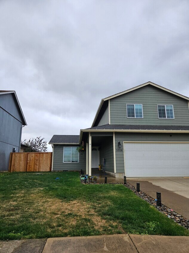 Foto principal - 5316 Holly Loop SE