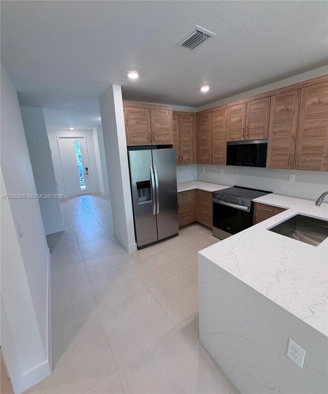Building Photo - 7291 SW 46th St
