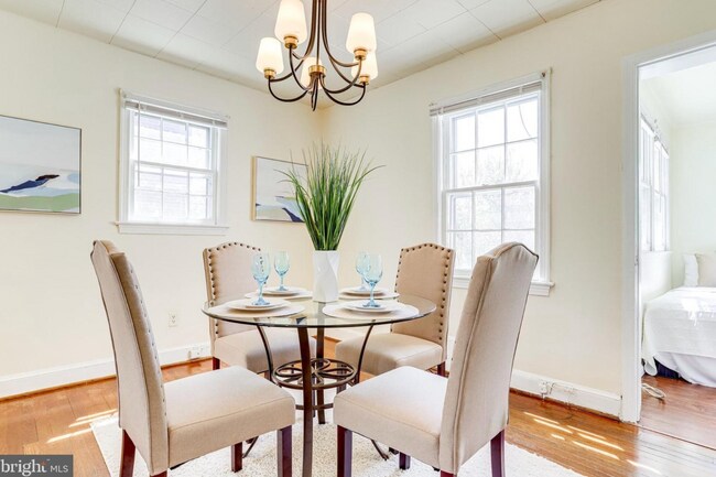 Foto del edificio - 1807 41st Pl SE