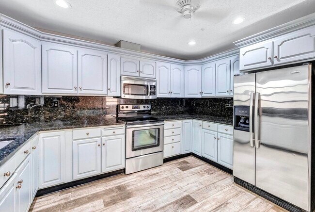 Foto del edificio - 2075 NW 15th Pl