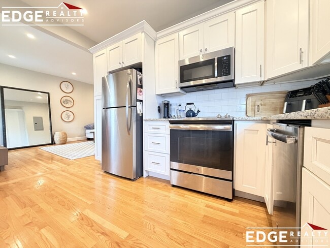 Building Photo - 58 Foster St