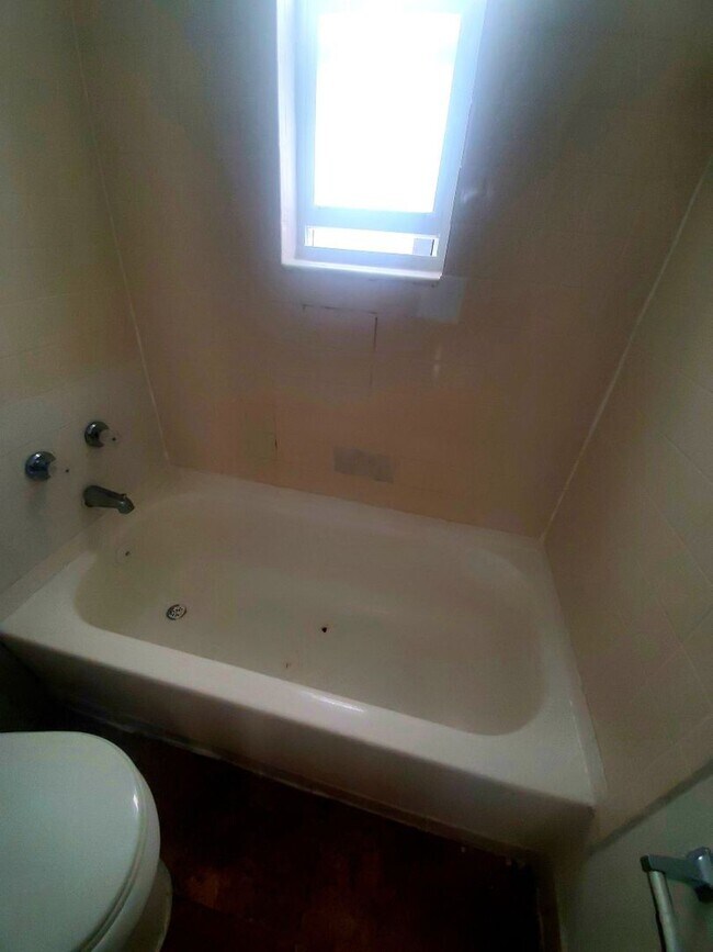 Foto del edificio - 419-449 NW 8th St