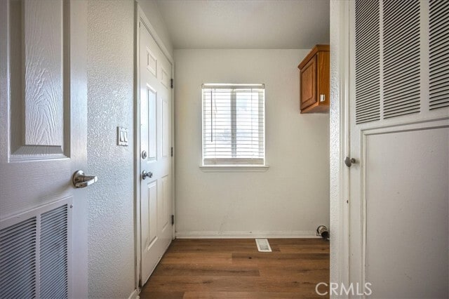 Building Photo - 35340 Kafton Rd