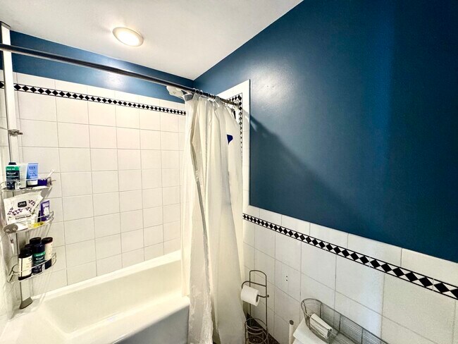 Foto del edificio - 4 Monument Sq