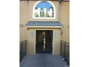Building Photo - 3803 130th Ln SE