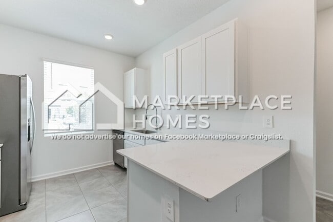 Building Photo - 159 Sage Br St