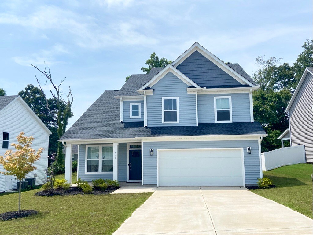 Front - 693 Sunwater Dr
