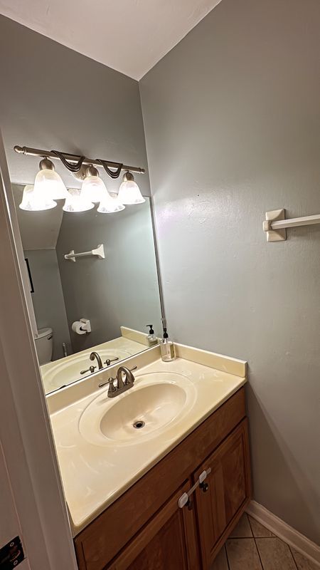 Foto del edificio - 2348 Merrigan Pl