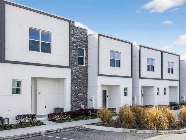 Building Photo - 367 Famagusta Dr