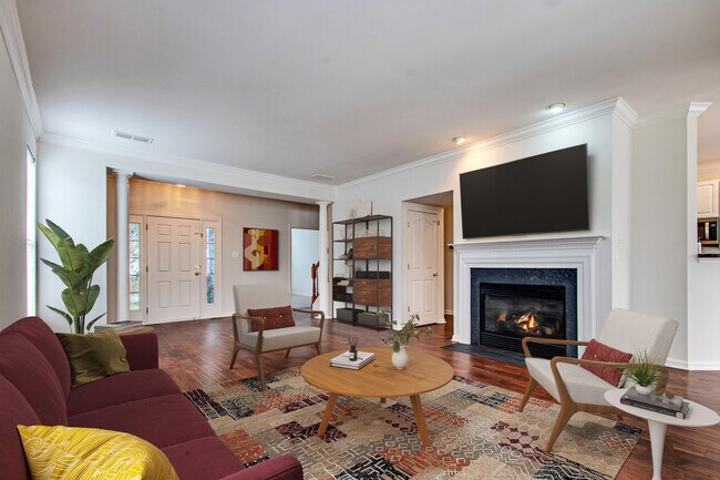 Building Photo - 30 Wanoma Cir