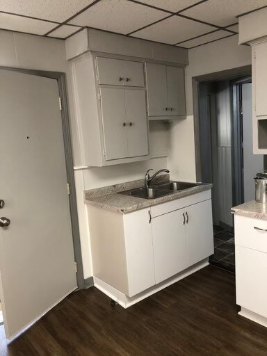 Foto del edificio - 1506 W Windlake Ave