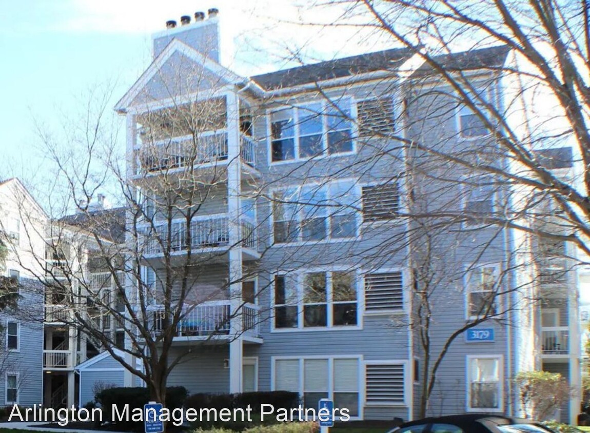 3179 Summit Square Dr, Oakton, VA 22124 House Rental in Oakton, VA