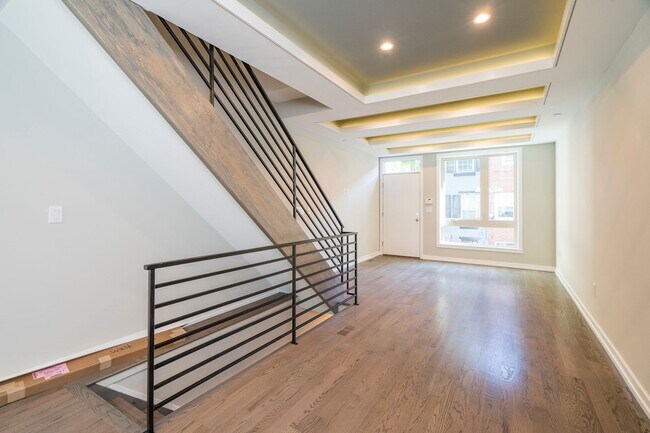 Foto del edificio - 2228 Kimball St