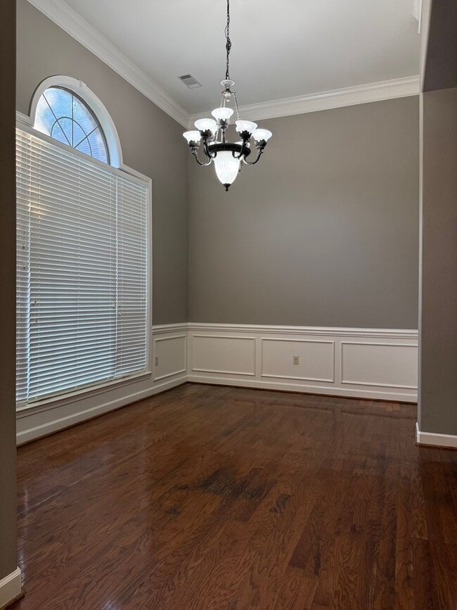 Foto del edificio - 3200 Mossy Creek Dr