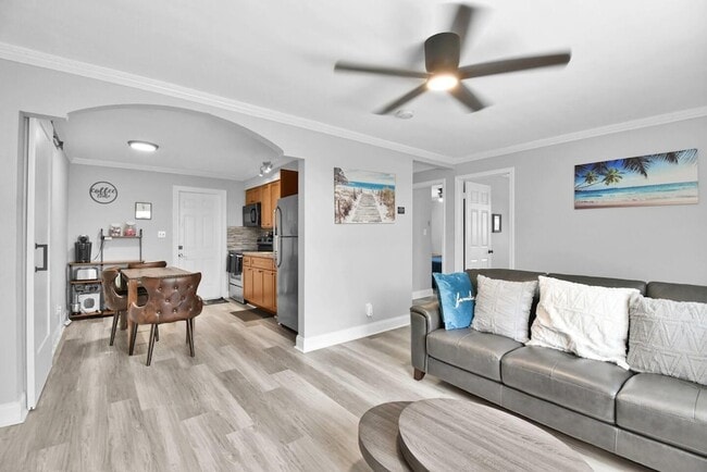 Photo - 1808 SW 20th St Apartment