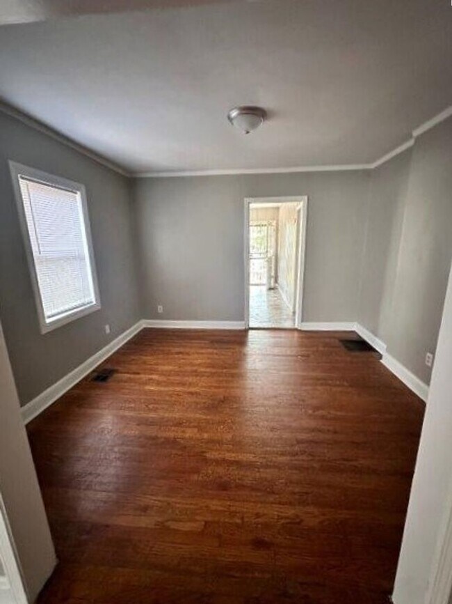 Building Photo - BELOW MARKET RENT!