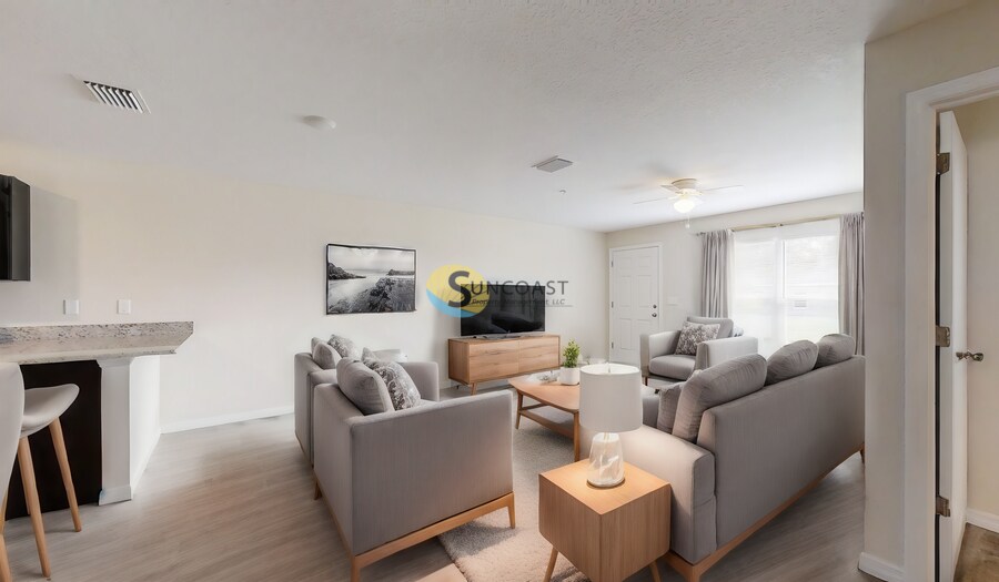 Foto principal - 8024 Juniper Rd