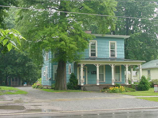 Primary Photo - 82 East Lorain Street