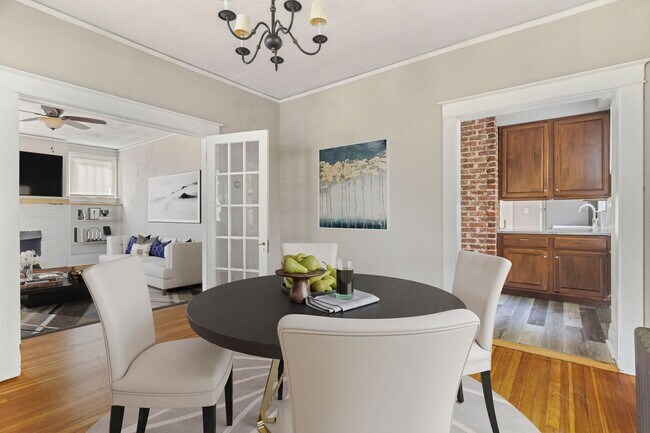 Building Photo - Charming 4-Bedroom Home with In-Law Suite ...