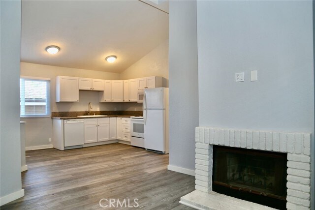 Foto principal - 4709 River Ave