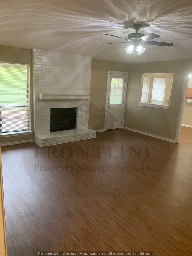 Building Photo - 511 Shore Dr