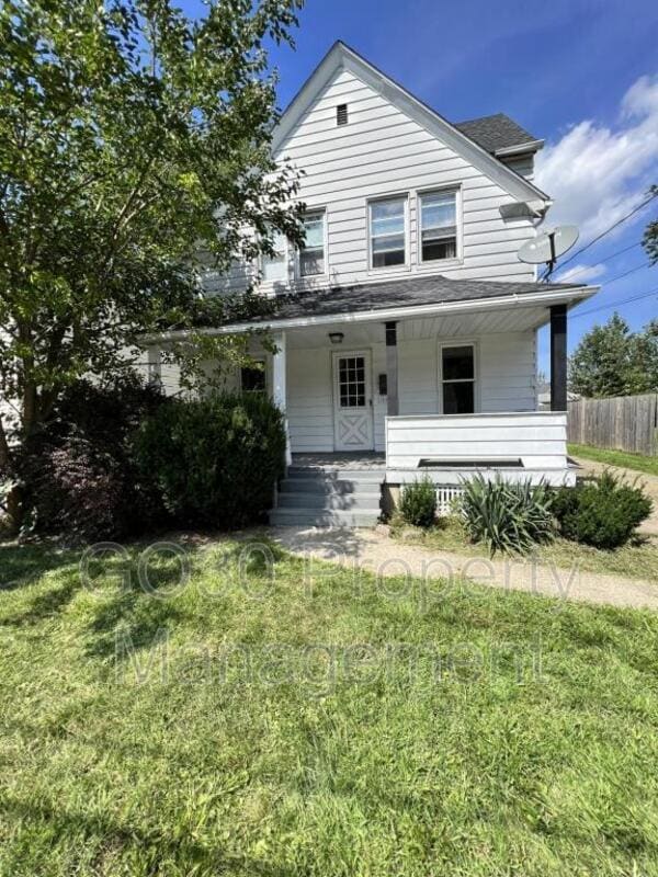 13240 Wainfleet Ave Unit Downstairs, Cleveland, OH 44135 Condo for