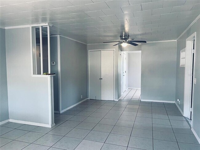 Foto del edificio - 5237 1st St