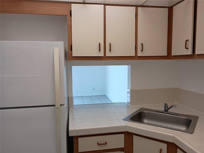 Foto del edificio - 801 NW 47th Ave