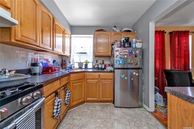 Foto del edificio - 123-08-123-25 25th Ave