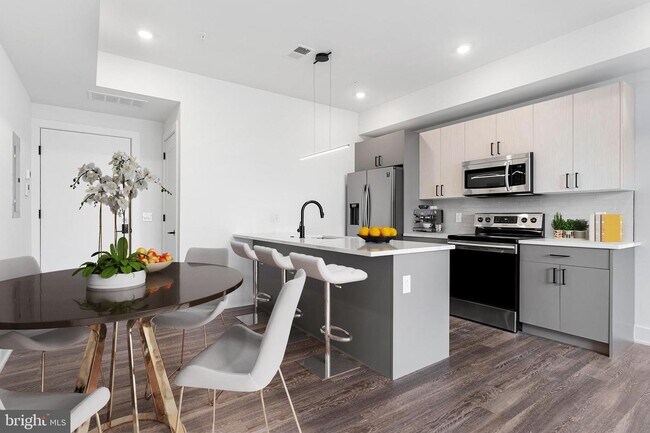 Foto del edificio - 1723 Ridge Ave