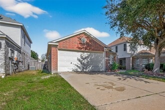 Building Photo - 19434 Brook Village Rd