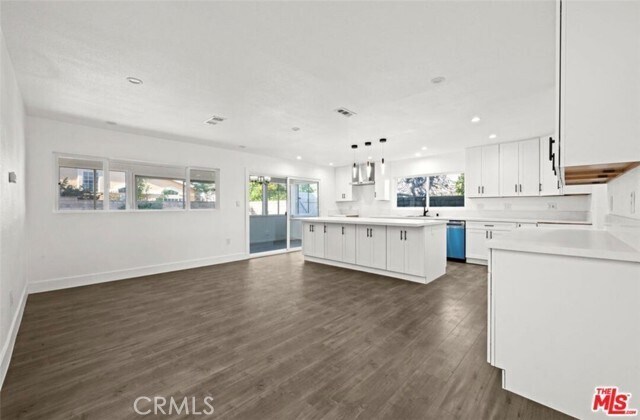 Foto del edificio - 6257 Lindley Ave