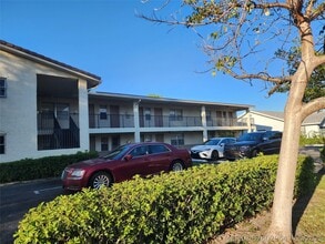 Building Photo - 8705 NW 38th Dr
