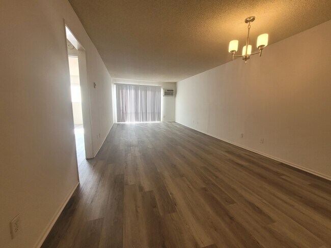 Foto del edificio - Eastborne III Apartments