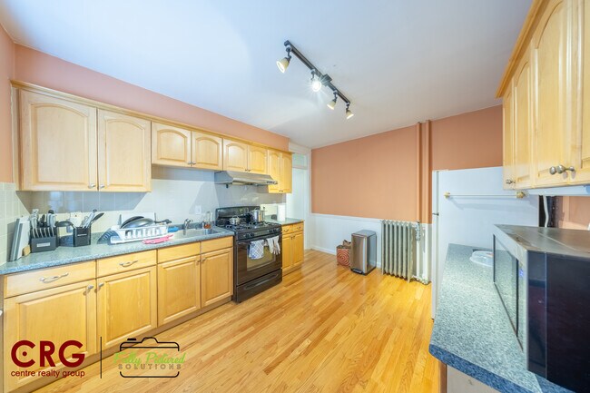 Foto del edificio - 99 Glenville Ave