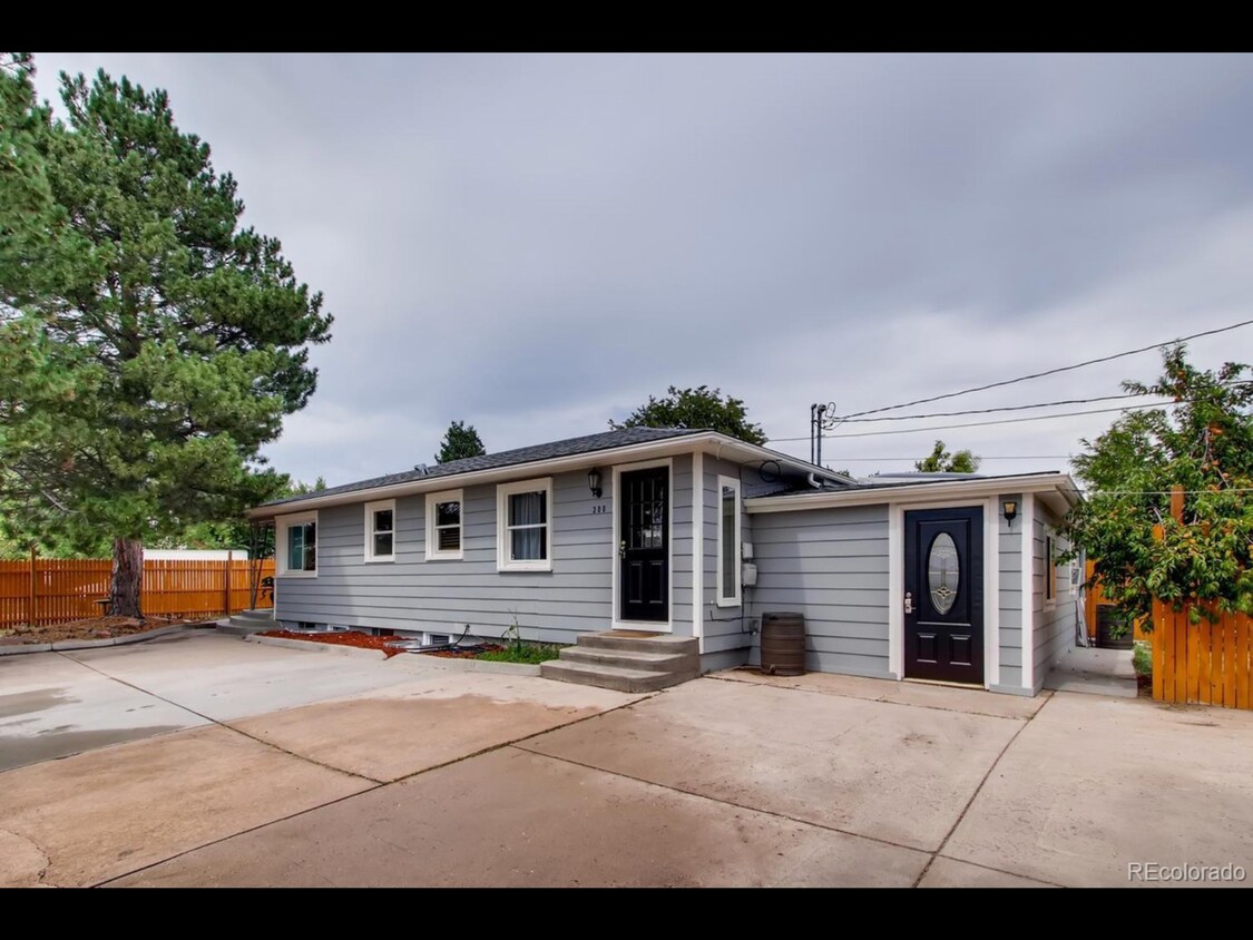 Foto principal - 300 Stuart Street