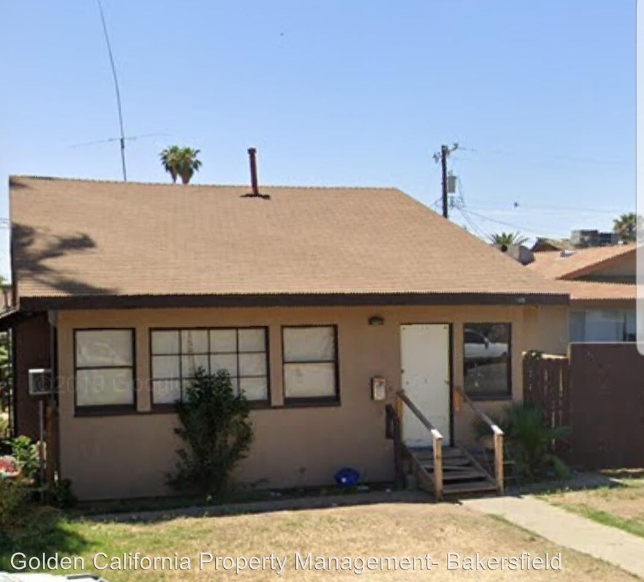 Primary Photo - 107-109 Woodrow Ave