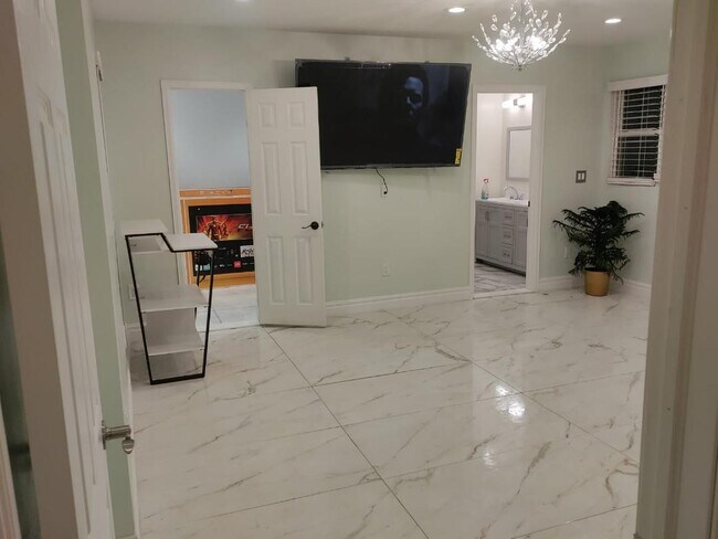 Foto del edificio - 234 Liberty Rd